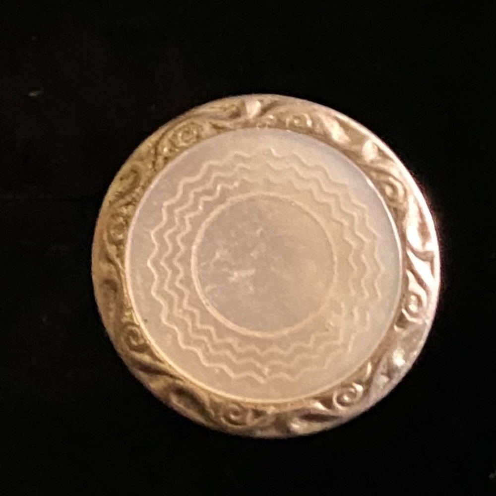 Cufflinks - Picture 2 of 3